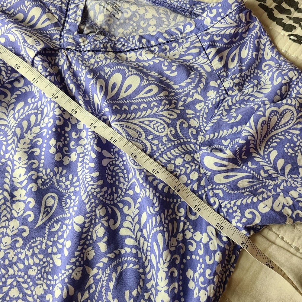 ST. JOHN'S BAY |  PAISLEY V-NECK BLOUSE | SIZE LARGE - Picture 8 of 8